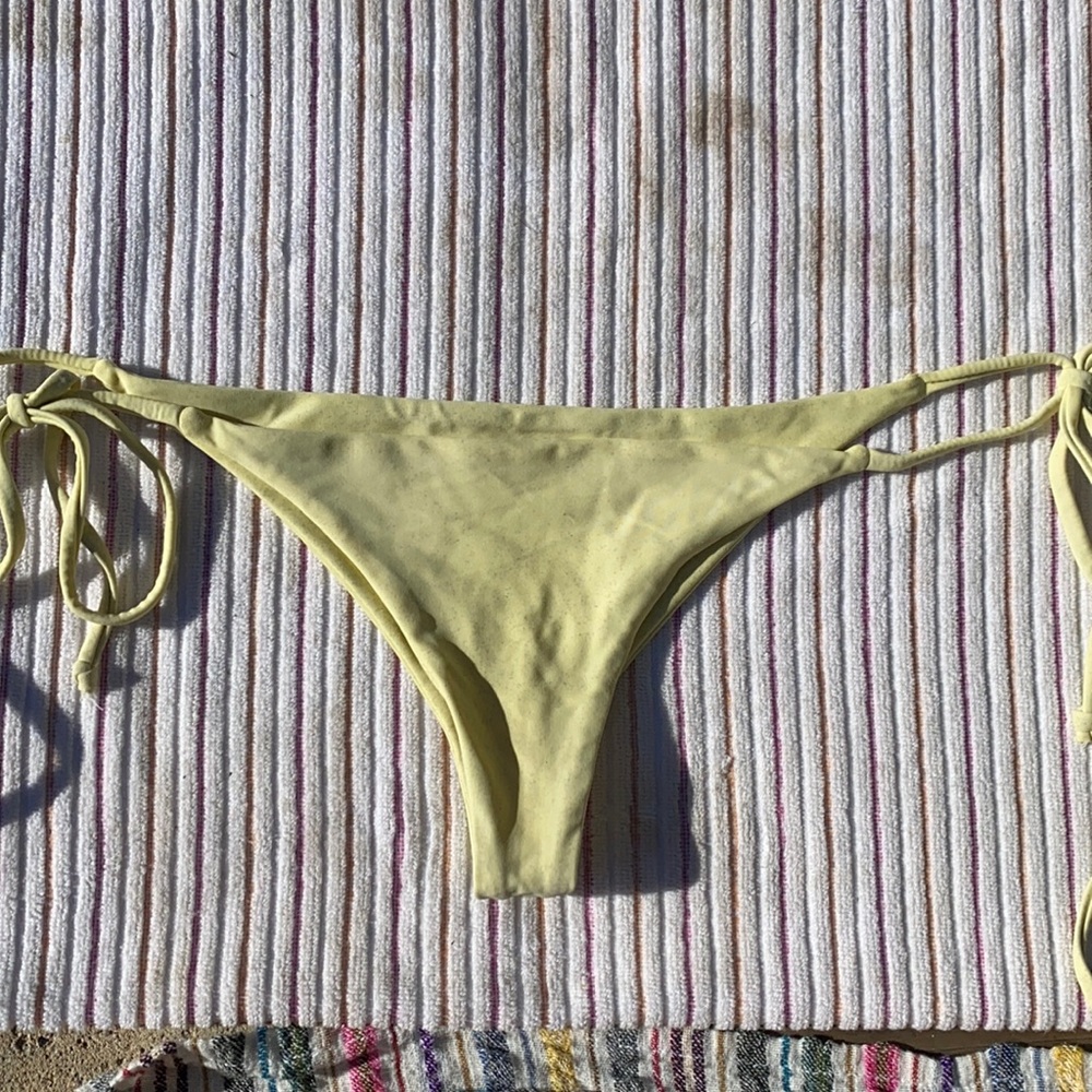 yellow bottoms
